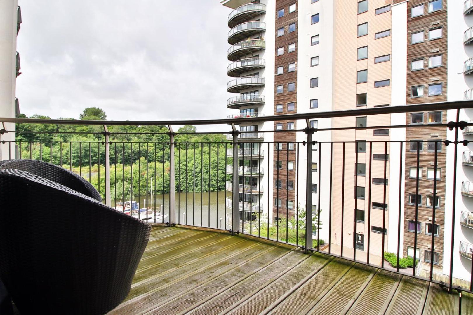 Perfect Getaway In Cardiff Marina Apartment Exterior photo